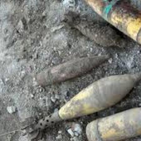 Córdoba: un hombre encontró cinco artefactos explosivos mientras remodelaba su casa