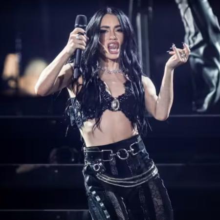 “Payaso”, la canción estratégica de Lali que la mantiene en el centro del debate