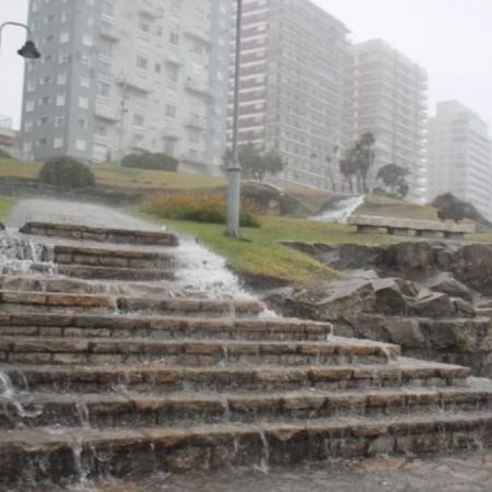 Mar del Plata: rige una doble alerta amarilla por lluvias y vientos de hasta 80 km/h