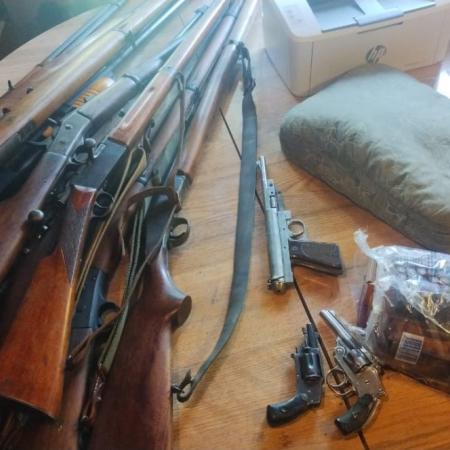 Lugano: tras un allanamiento por violencia de género, encuentran un arsenal
