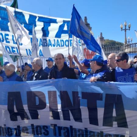 Tras la presión judicial y legislativa, Milei frenó la reestructuración del INTA