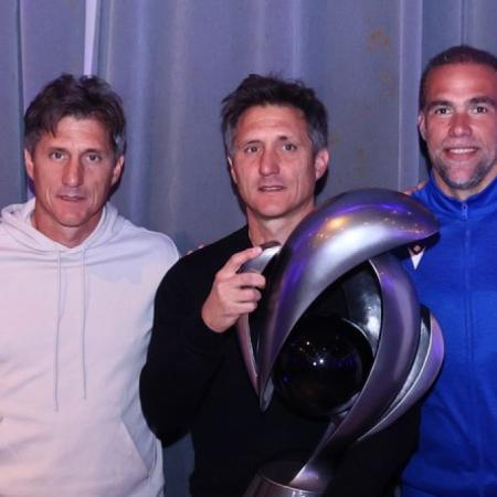 Tras ganar la Supercopa con Vélez, todos los títulos de Guillermo Barros Schelotto como DT