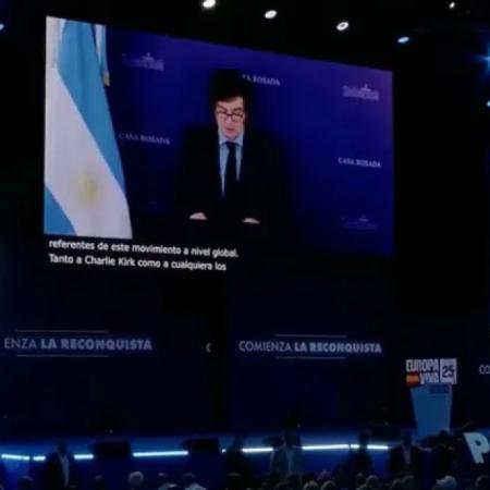 Milei carga contra la izquierda en acto de Vox
