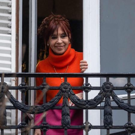 Cristina Kirchner critica a Milei, pero no paga lo que debe al Estado
