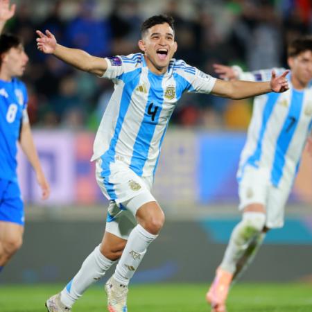 La selección de Placente venció a Italia y cerró la fase de grupos con puntaje perfecto