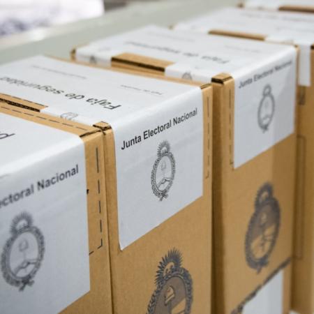 Dónde y cómo denunciar faltas o delitos durante las elecciones