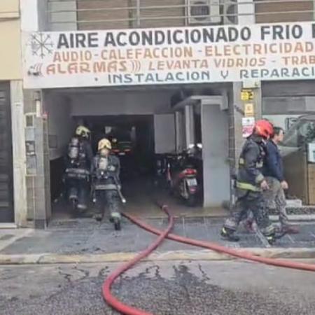 El incendio de un taller de Parque Patricios generó pánico y angustia en la zona