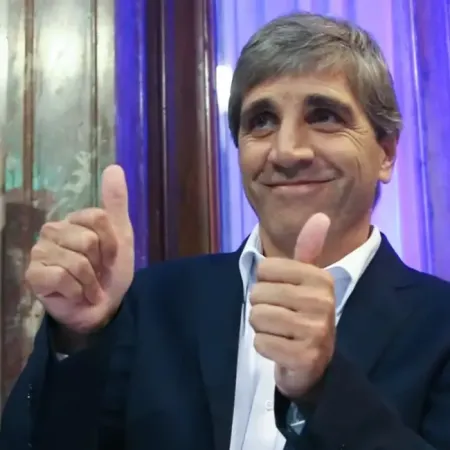 Caputo llega a Washington en busca de un salvataje