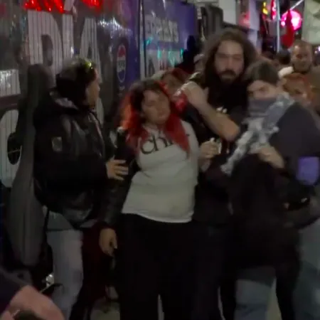 Incidentes con la Policía en la previa del show de Milei en el Movistar Arena