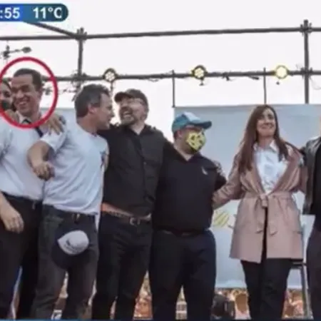 Desmienten una supuesta foto de Milei con Fred Machado del 2021
