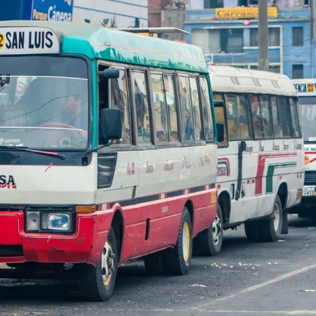 Extorsiones y violencia en Lima: ¿quién controla el transporte?