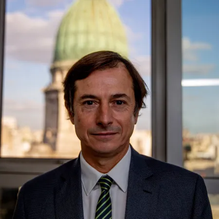 Lipovetzky, explosivo contra Milei, presenta su “Ley de Alquileres 2.0”