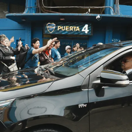 Bandera de Boca y cenizas al Gigante de Arroyito: el último adiós a Miguel Ángel Russo