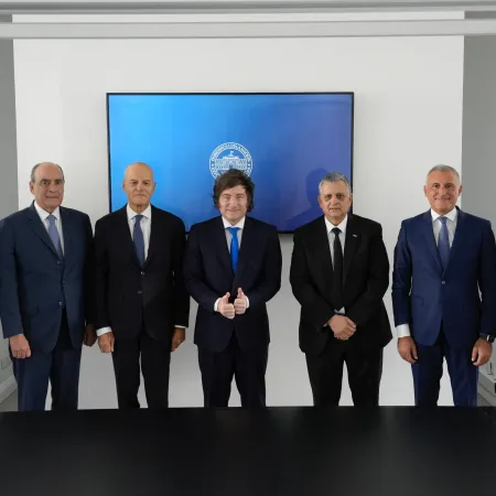 YPF avanza con acuerdos para la exportación de gas