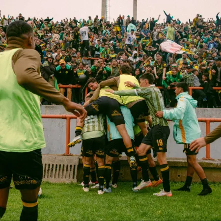 Aldosivi le ganó a Huracán y da pelea en la lucha por el descenso