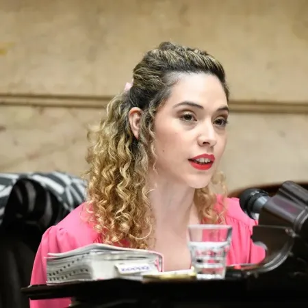 Lourdes Arrieta pide frenar un cambio: “Lo que pasa en el Congreso no es el camino”