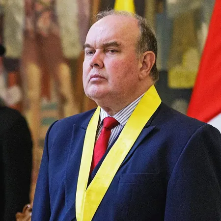 El salto político de López Aliaga que podría cambiar el rumbo de Perú