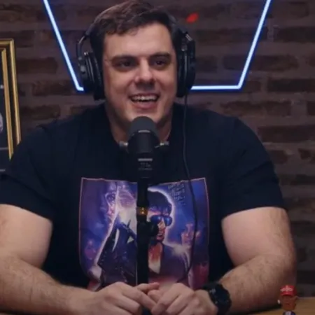 Gordo Dan cargó contra Macri en su stream y agitó la interna libertaria