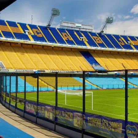 Una parte de las cenizas de Russo fueron esparcidas en La Bombonera