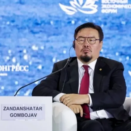 Gombojav Zandanshatar dimite en Mongolia: las razones ocultas