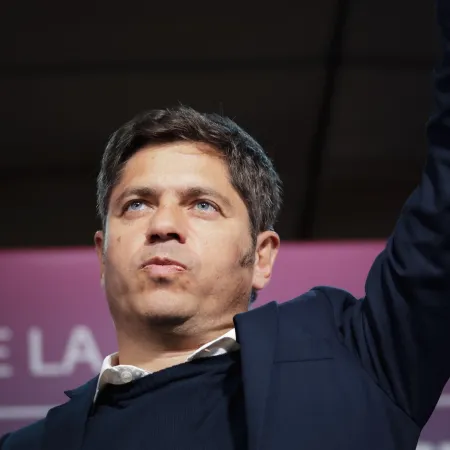 El otro partido que juega Kicillof el 26 de octubre en su puja con La Cámpora