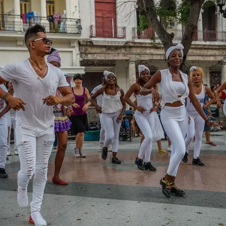 La Habana Vieja revive: salsa en las calles como acto de resistencia