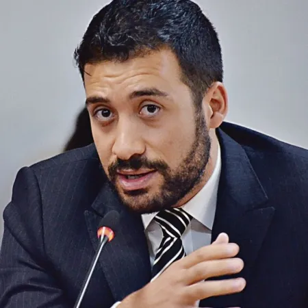 El Gobierno prepara la “Ley Bases II”