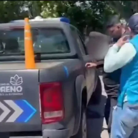 Detienen en su lugar de votación a un acusado de estafas en Moreno
