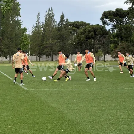 La selección argentina Sub-17 realizó su última práctica antes de viajar a Qatar