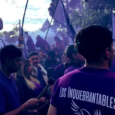Militantes de Sebastián Pareja y Nene Vera no aflojan: "Libervirgo, cambiate los pañales"