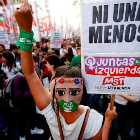 Una mujer es asesinada cada 34 horas en Argentina: 211 femicidios en lo que va del año