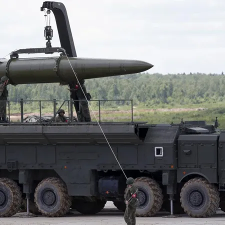 Kiev revela el uso del misil 9M729 por Rusia: ¿nuevo pilar del conflicto?