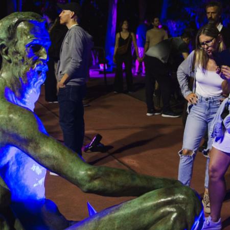 Noche mágica en Buenos Aires: reabre el MOA con una propuesta cultural única