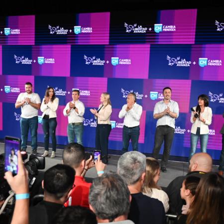 Vendaval violeta: 7 de cada 10 bancas fueron para Cambia Mendoza–LLA