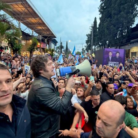 En el Gobierno temen que Milei “hable de más” y evalúan guardarlo hasta las elecciones