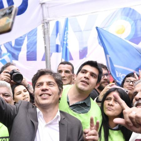 Kicillof marchó por la libertad de Cristina y llamó a “llenar las urnas de votos”