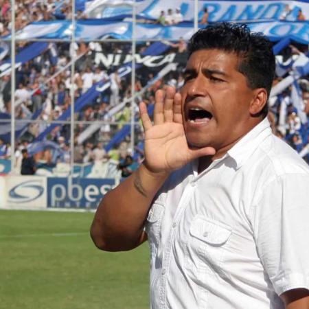 El día que Omar Asad fulminó a Caruso Lombardi: "Vos les pedís plata a los jugadores"