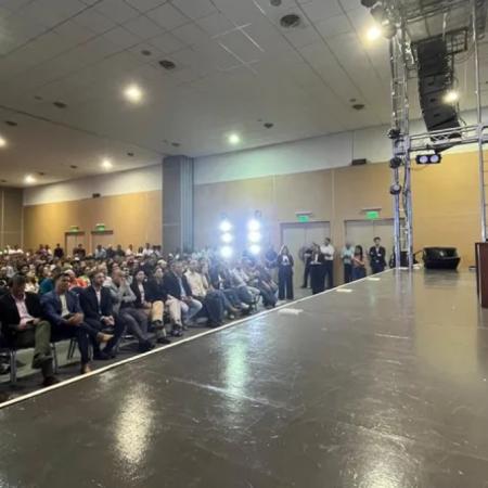 Sturzenegger prometió estabilidad post 26-O y elogió la producción entrerriana