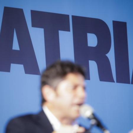 Kicillof desafía a Milei y mantiene el "Día de la Diversidad Cultural" en Provincia