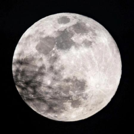 Superluna del Cazador 2025: a qué hora ver la Luna llena de octubre en Argentina