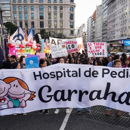 Garrahan protesta tras la decisión de Milei de no aplicar la Ley de Emergencia Pediátrica