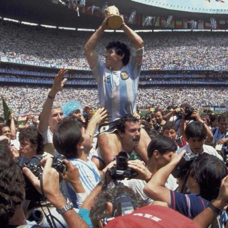Murió Roberto Cejas, el hombre que llevó a Maradona en andas en México 86