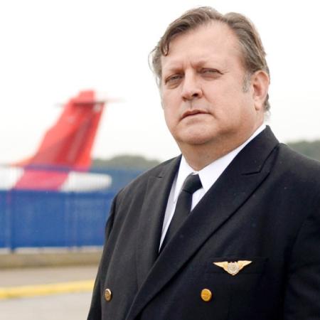 Pilotos de Aerolíneas harán asambleas y podrían generar demoras en Aeroparque