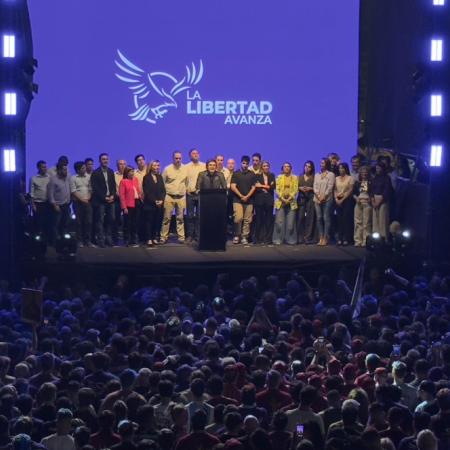 Milei llega dividido y el peronismo condicionado por Cristina Kirchner