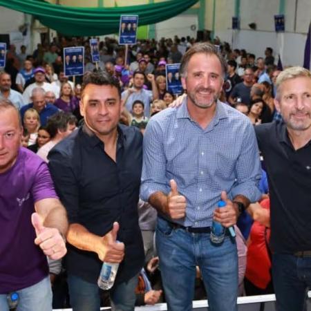 Entre Ríos: Frigerio acompañó el cierre de campaña libertario en Gualeguaychú