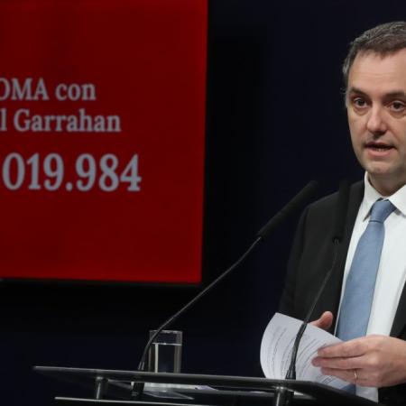 Adorni resaltó el apoyo de EE.UU. y anunció beneficios para jubilados