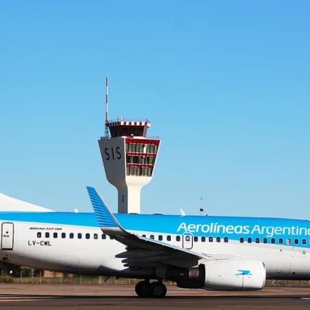 Trelew: abortan despegue de Aerolíneas Argentinas por falla en un motor