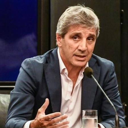 Caputo pidió a los municipios que devuelvan fondos de obras inconclusas