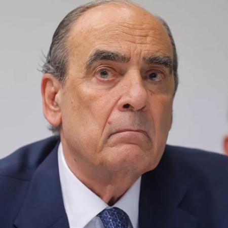 Francos gana tiempo en el Gabinete, pero Milei evalúa nombres para reemplazarlo