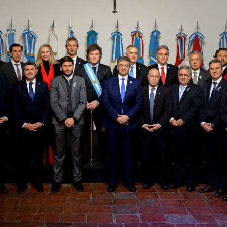 Milei busca mostrarse con gobernadores tras las elecciones
